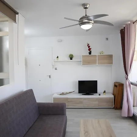At057 Estudio Con Aparcamiento A Pocos Metros De La Playa La Paella Apartment *